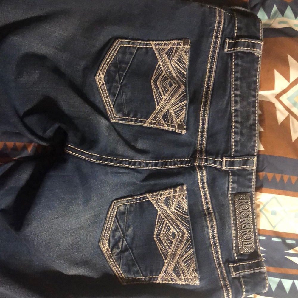 Ladies rock & roll jeans. Mid rise 28 x 32